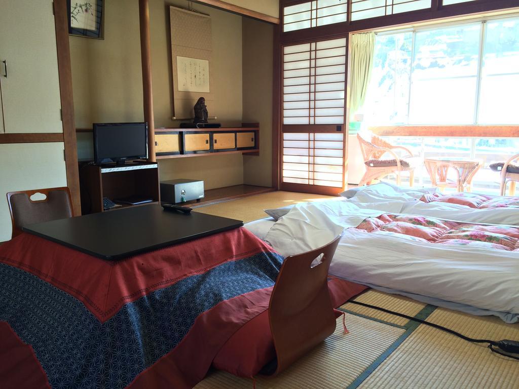 Yudanaka Onsen Yamazakiya Hotel Yamanouchi  Exterior photo